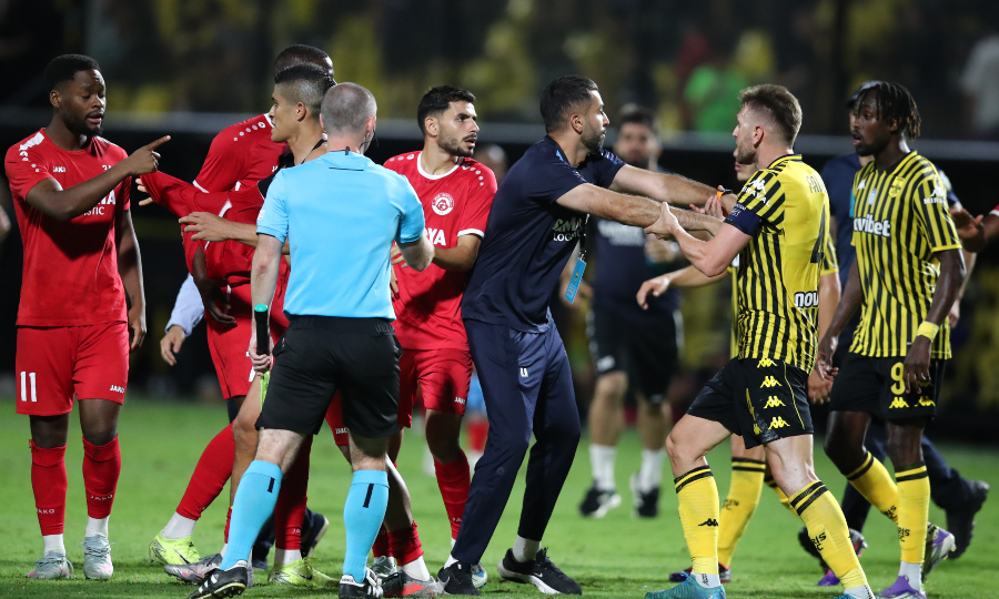 Άρης-Αράζ: Αποδοκιμασίες από τον κόσμο και μεγάλη ένταση μεταξύ παικτών μετά τη λήξη
