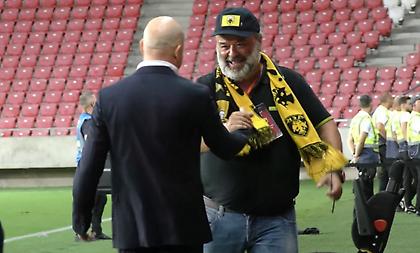 Τα συγχαρητήρια και η θερμή αγκαλιά του Ηλιόπουλου στον Νίκολιτς