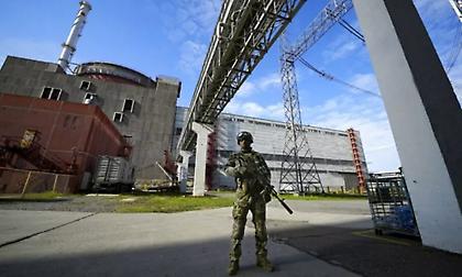 Χτύπημα σε εγκατάσταση του πυρηνικού σταθμού της Ζαπορίζια - Εκρήξεις και καπνός