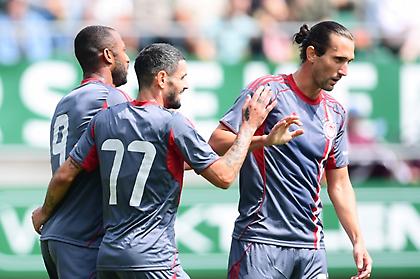 Ο Καμπελά έφτιαχνε, ο Ελ Κααμπί έβαζε και ο Ολυμπιακός συνεχίζει… γκαζωμένος στην Ολλανδία!