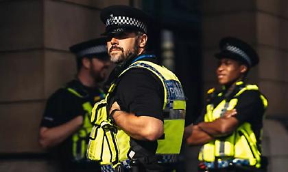 Φριχτό έγκλημα στην Αγγλία: Δύο άνδρες απήγαγαν, βίασαν και στραγγάλισαν 12χρονο κορίτσι