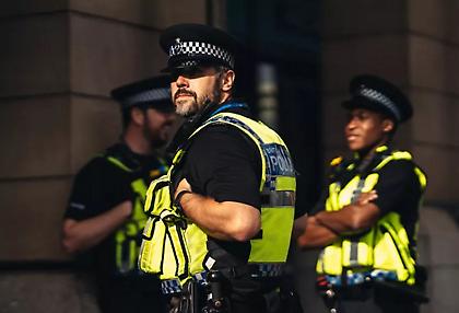 Φρικτό έγκλημα στην Αγγλία: Δύο άνδρες απήγαγαν, βίασαν και στραγγάλισαν 12χρονο κορίτσι