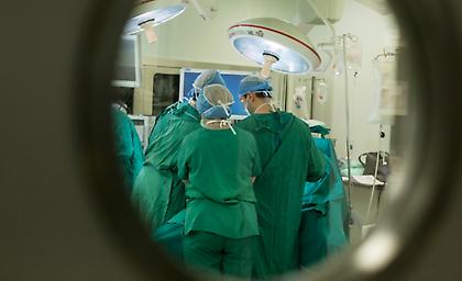 «Θα επανέλθει σε καλά επίπεδα»: Ο Ιταλός χειρουργός του 15χρονου μιλά για τη μεταμόσχευση ήπατος