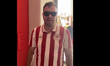 Αυτός είναι ο ιστορικός πρώτος επισκέπτης στο Μουσείο του Ολυμπιακού