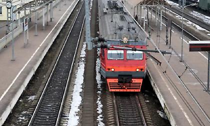Λεωφορείο έπεσε πάνω σε τρένο στο Λένινγκραντ - Ένας νεκρός και 11 τραυματίες