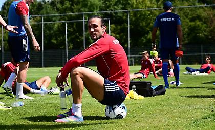 «Ο Γιαζίτσι θα μπορούσε να φύγει από τον Ολυμπιακό, έχει πέραση στη Γαλλία»