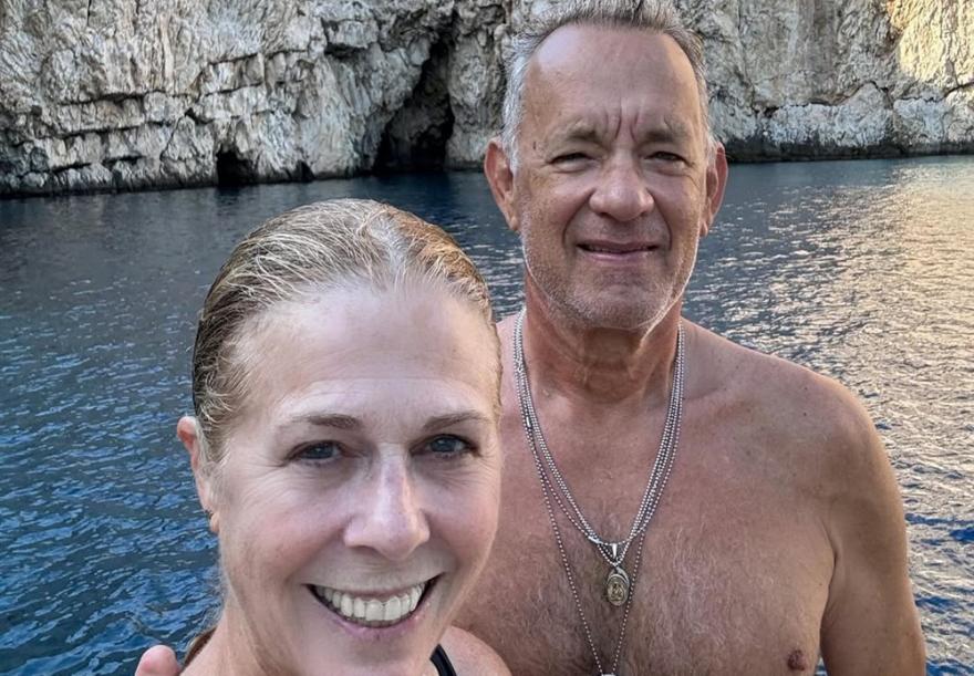 Tομ Χανκς: Μπήκε στην κουζίνα εστιατορίου στη Νάξο, τόσο καταδεκτικός!