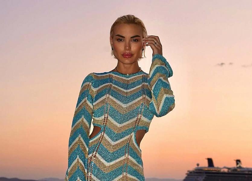 Παναγιώταρου: Φοράει Gucci, ποζάρει με γουρούνια και κάνει jet ski με τον αγαπημένο της στην Άτοκο