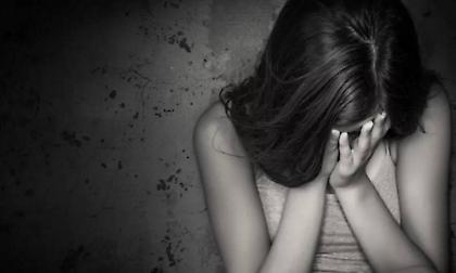 Σοκ στη Θεσσαλονίκη: Συνελήφθη ζευγάρι για βιασμό μικρού κοριτσιού – Η μάνα ήταν μπροστά και κρατούσε την κόρη της