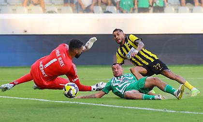 Ο Μάνταλος «έκοψε» στα δυο την άμυνα και ο Περέιρα έκανε το 1-0!