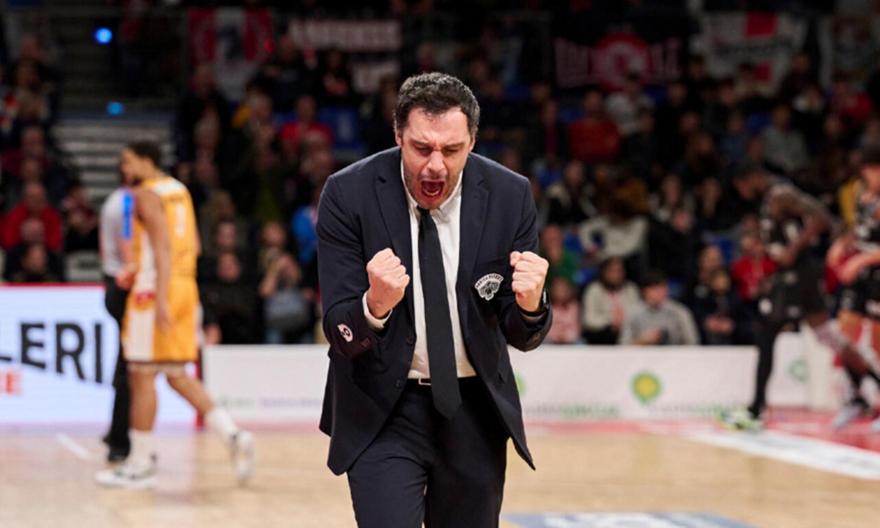 Μπασκόνια: Ανακοίνωσε τον νέο της προπονητή