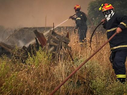 Σε «κόκκινο» συναγερμό για εκδήλωση πυρκαγιών σήμερα Αττική, Στερεά και Πελοπόννησος