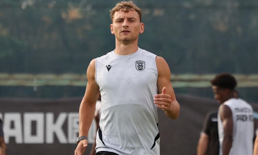 Θύμα κλοπής ο Τσάλοφ – Του έκλεψαν στη Χαλκιδική τσάντα με 200 ευρώ Θύμα κλοπής ο Τσάλοφ – Του έκλεψαν στη Χαλκιδική τσάντα με 200 ευρώ