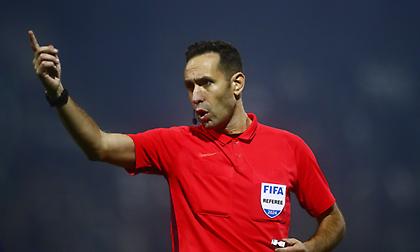 Οι Έλληνες διαιτητές που θα σφυρίξουν την Πέμπτη σε παιχνίδια Europa και Conference League