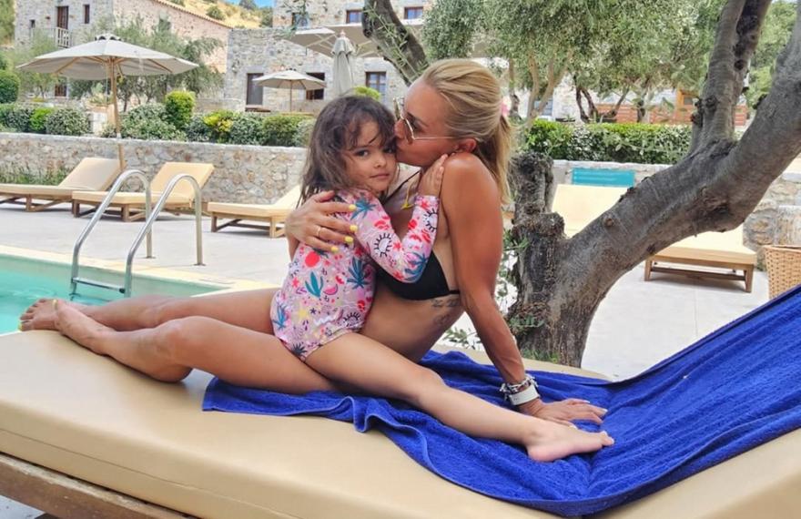 Βασιλική Μιλλούση: Ο workout partner της είναι καλύτερος από τον δικό σου!