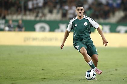 Παγκάκης: «Μπορεί να κάνει κάποια έκπληξη στο αριστερό φτερό του Παναθηναϊκού ο Βιτόρια»