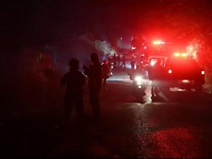 Συνεχίζεται η «μάχη» με τη φωτιά στη Χίο- Εκκενώνονται τα Καμπιά