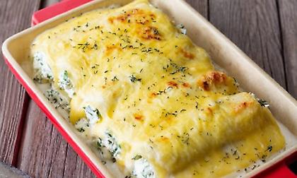 Κανελόνια με κοτόπουλο που περίσσεψε και μπεσαμέλ