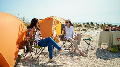 Διακοπές σε κάμπινγκ: Τι να μαγειρέψεις και πώς θα οργανωθείς για να μη σου λείψει τίποτα