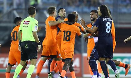 Φιλική ήττα από τη Λάτσιο για τον Ατρόμητο σε ένα επεισοδιακό ματς γεμάτο ένταση