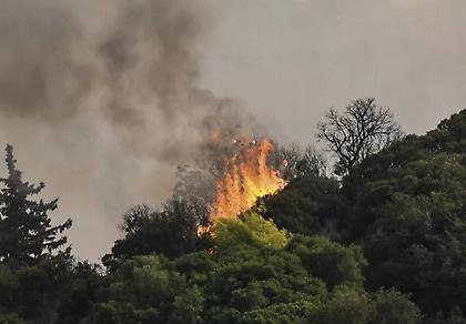 Προθεσμία για Δευτέρα πήρε ο 25χρονος που συνελήφθη για εμπρησμό στην Αχαΐα