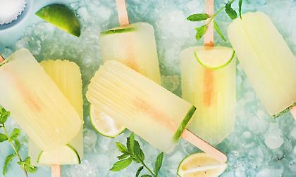 Παγωτίνια margarita: Το αγαπημένο σου κοκτέιλ τώρα και σε ξυλάκι
