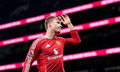 Στην έξοδο από Μάντσεστερ Γιουνάιτεντ ο Χόιλουντ-Εκτός αποστολής για το ματς με Άρσεναλ