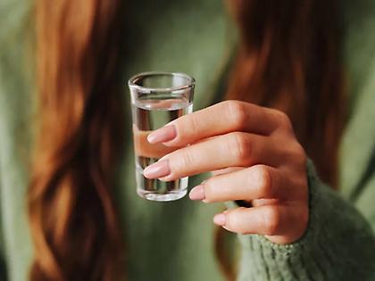 Aνήλικη εντοπίστηκε σε κωματώδη κατάσταση από αλκοόλ στην Αιτωλοακαρνανία – Πέντε συλλήψεις