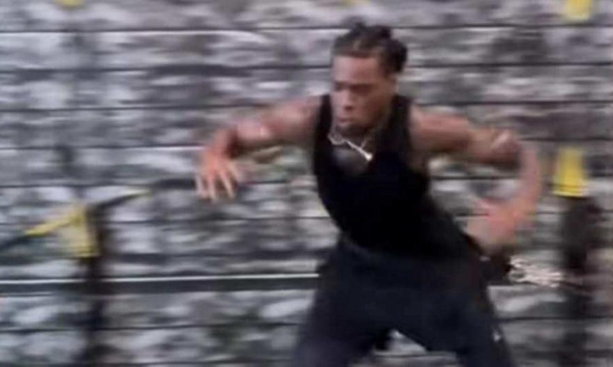 «Λιώνει» στη γυμναστική ο Χολμς ενόψει προετοιμασίας με Παναθηναϊκό