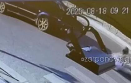 Σοκαριστικό τροχαίο στην Κρήτη: Αυτοκίνητο παρέσυρε άνδρα και τον πέταξε μέτρα μακριά