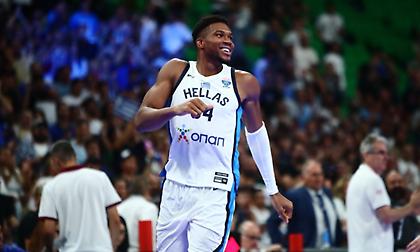 Ο Γιάννης που αψηφά και προκαλεί τη βαρύτητα και η Εθνική που ανθίζει στην αμφισβήτηση