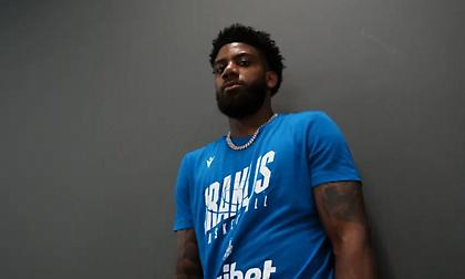 Ολοκληρώθηκαν οι αφίξεις στον Ηρακλή: Πάτησε Θεσσαλονίκη ο Ράιτ-Φόρμαν