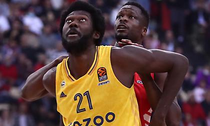 Ενσωματώνεται ο Κουμάντζε στην προετοιμασία του Ολυμπιακού - Ανοιχτό να μείνει στο ρόστερ!