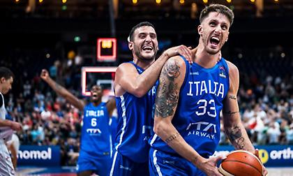 Συγκινητική πρωτοβουλία από τον Σπίσου: Θα παίξει σε όλο το Ευρωμπάσκετ με το νούμερο του Πολονάρα