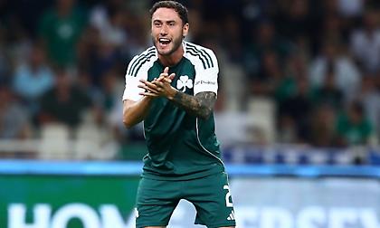 Νικολογιάννης: «Από το πρώτο ματς έδειξε τι παίκτης είναι ο Καλάμπρια - Καταπληκτικός ο κόσμος, χυδαία η διαιτησία»