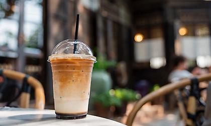 Η Δανία καταργεί τους φόρους στον καφέ και τη σοκολάτα