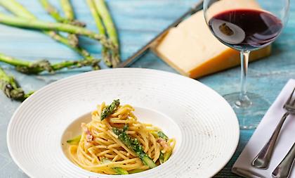 Ποιο μυστικό συστατικό προσθέτει ο Jamie Oliver στην καρμπονάρα;