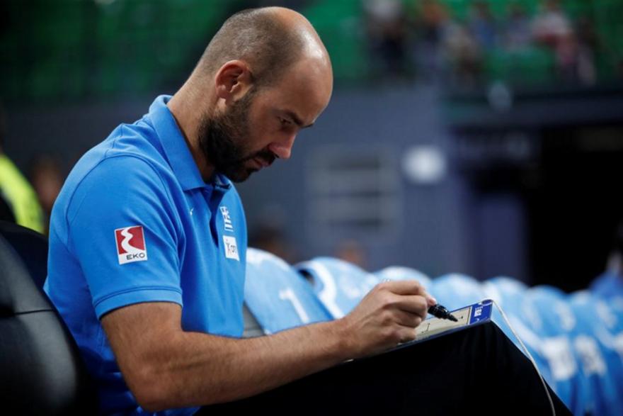 Εθνική Ελλάδος: Ο Σπανούλης έκοψε τους Χουγκάζ και Μπαζίνα