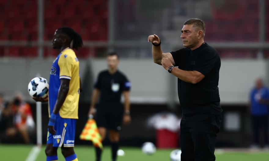 Παντελίδης: «Συγχαρητήρια στις παίκτες μου, η ποιότητα του Ολυμπιακού άλλαξε την εικόνα στο τέλος»