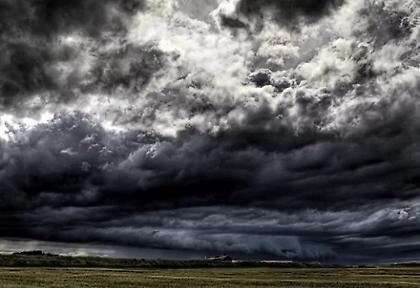 Καιρός: Σύννεφα και σήμερα με μικρή πτώση της θερμοκρασίας