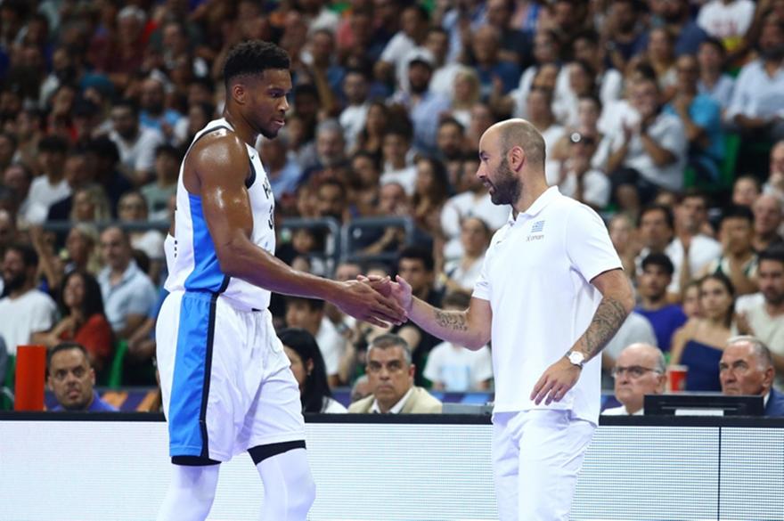 Ευρωμπάσκετ… ώρα μηδέν: Η απόφαση του Σπανούλη, τα λεπτά χωρίς Γιάννη και η ελπίδα του σουτ