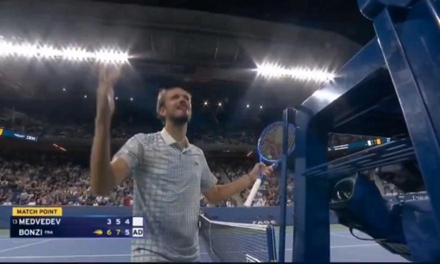 Μεντβέντεφ: Απίστευτο ξέσπασμα του τενίστα σε διαιτητή του US Open