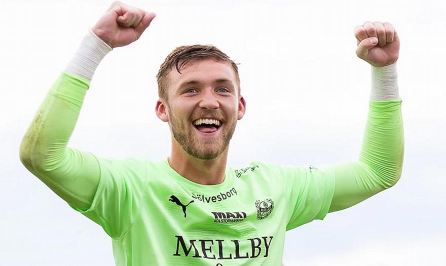 Ολυμπιακός: Υπογράφει στην Κόμο ο Τόρνκβιστ