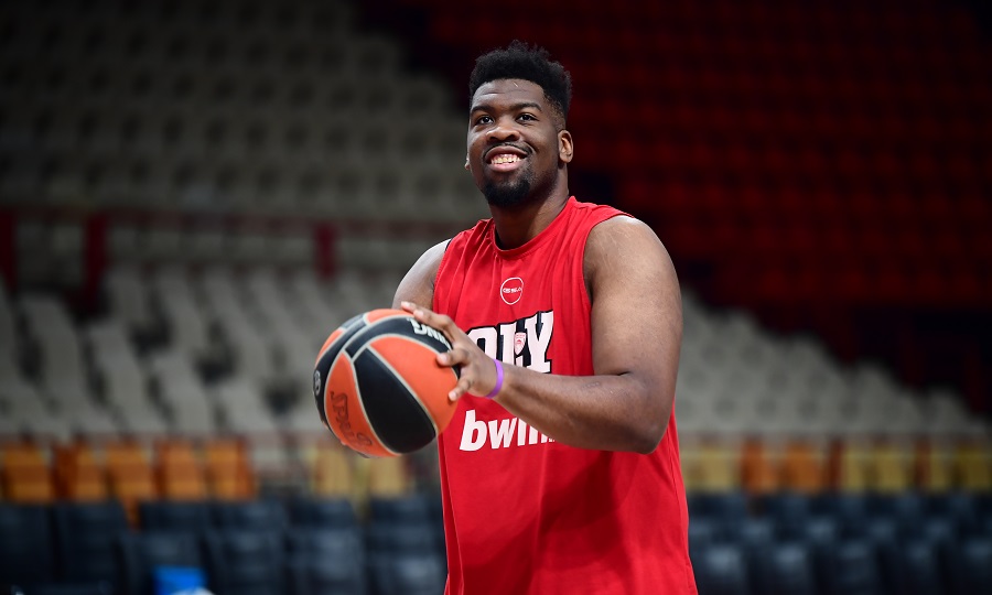 Ολυμπιακός: Πάτησαν παρκέ, με διάθεση και νέα πρόσωπα οι πρωταθλητές