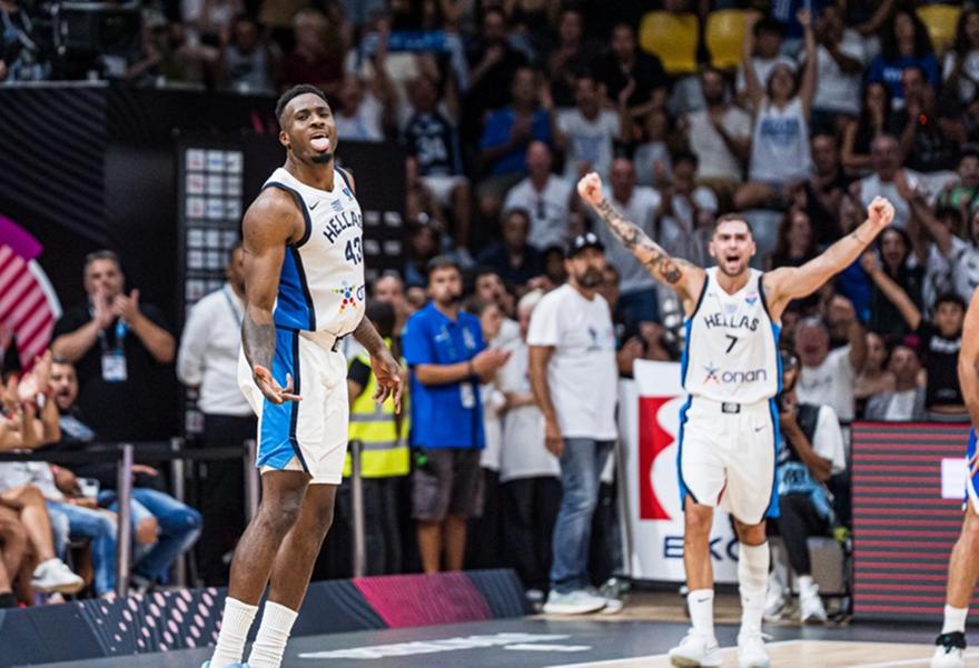 Πού να παίξει και καλά η Εθνική!