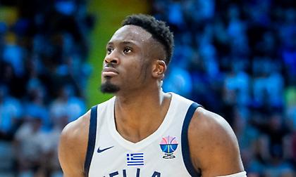 Θανάσης Αντετοκούνμπο: «Προνόμιο να σε αμφισβητούν, σημαίνει ότι κάτι κάνεις σωστά - Είμαι ευγνώμων στον Σπανούλη»