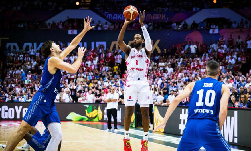 Πήρε την ντερμπάρα με το Ισραήλ έχοντας τρομερό Λόιντ και έκανε άλμα πρόκρισης η Πολωνία!