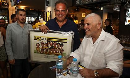 Νέο βιβλίο (για τις φανέλες της ΑΕΚ) ετοιμάζει ο Γασπαρινάτος και θα είναι αφιερωμένο στον Χατζηχρήστο