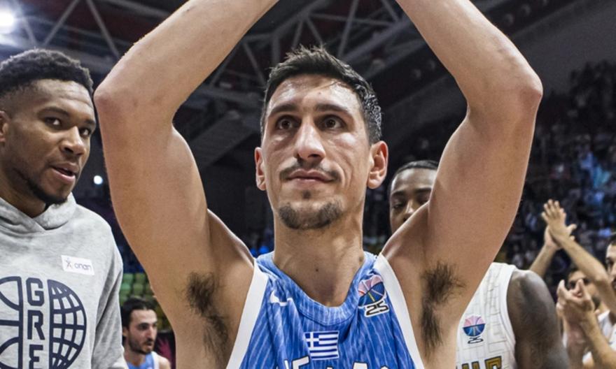 Λαρεντζάκης: «Έχουμε καλή ψυχολογία και καλή χημεία - Πάντα από την άμυνα βρίσκουμε ενέργεια»