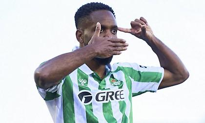 Τσορμπατζόγλου: «Η αναζήτηση επιθετικού από τον ΠΑΟΚ και ο Μπακαμπού»